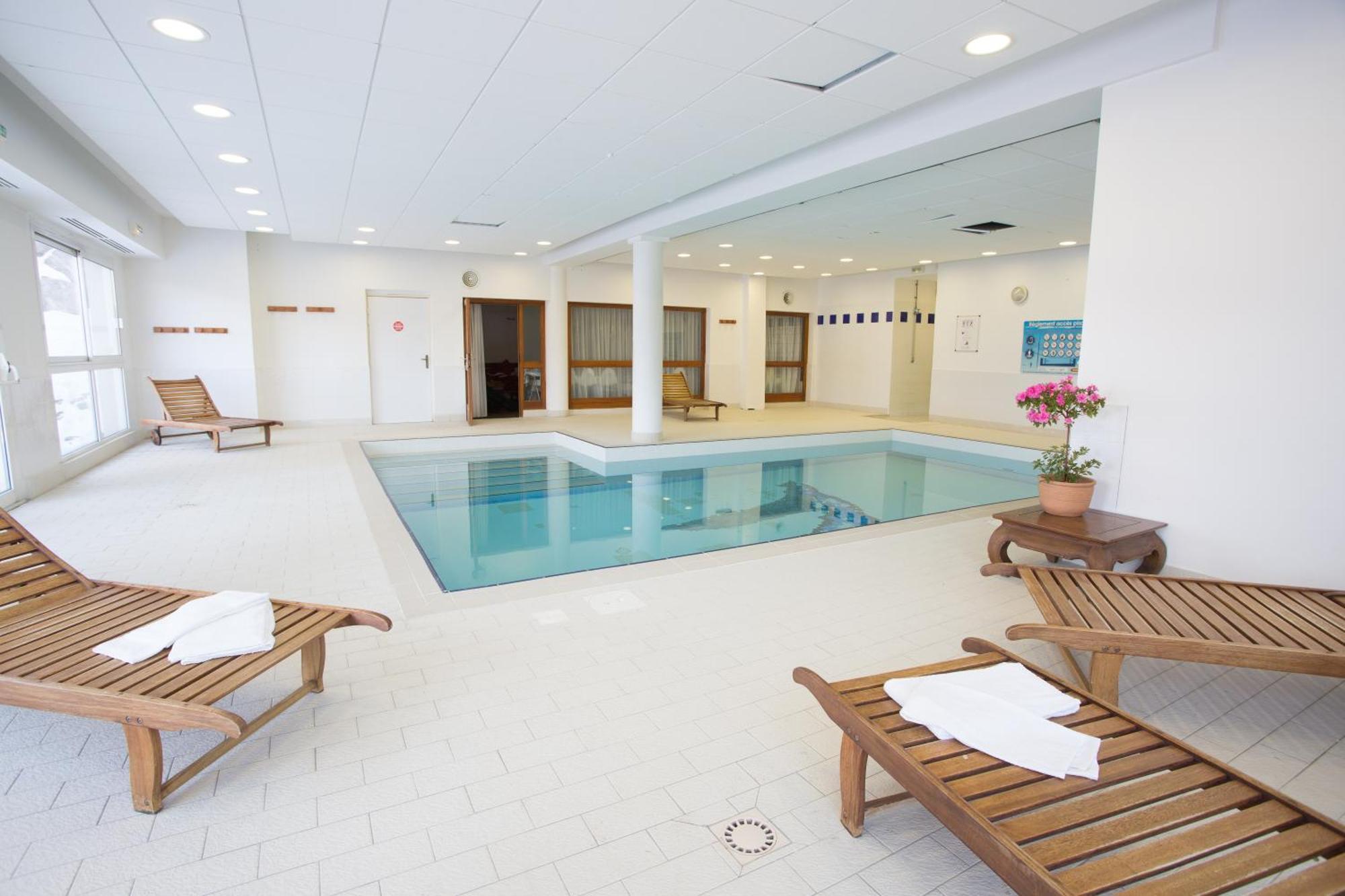 Les Gentianes By Actisource Aparthotel Puy-Saint-Vincent Buitenkant foto